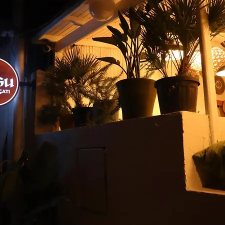 Sısu Alaçati Otel *