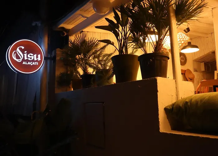 Sısu Alaçati Otel *